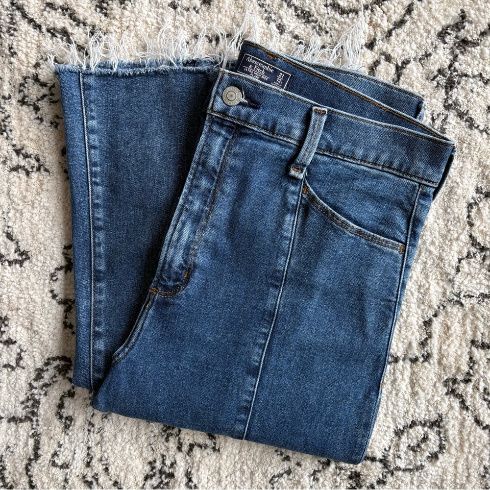 Abercrombie & Fitch—Ultra High Rise Flare Jeans, Med Wash Raw Hem (Size 31|12R) - Picture 2 of 7